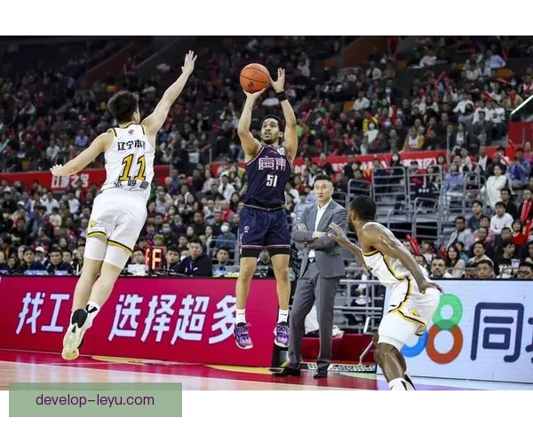 CBA常规赛精彩对决辽宁队力克广东队豪取连胜 CBA常规赛精彩对决辽宁队力克广东队豪取连胜